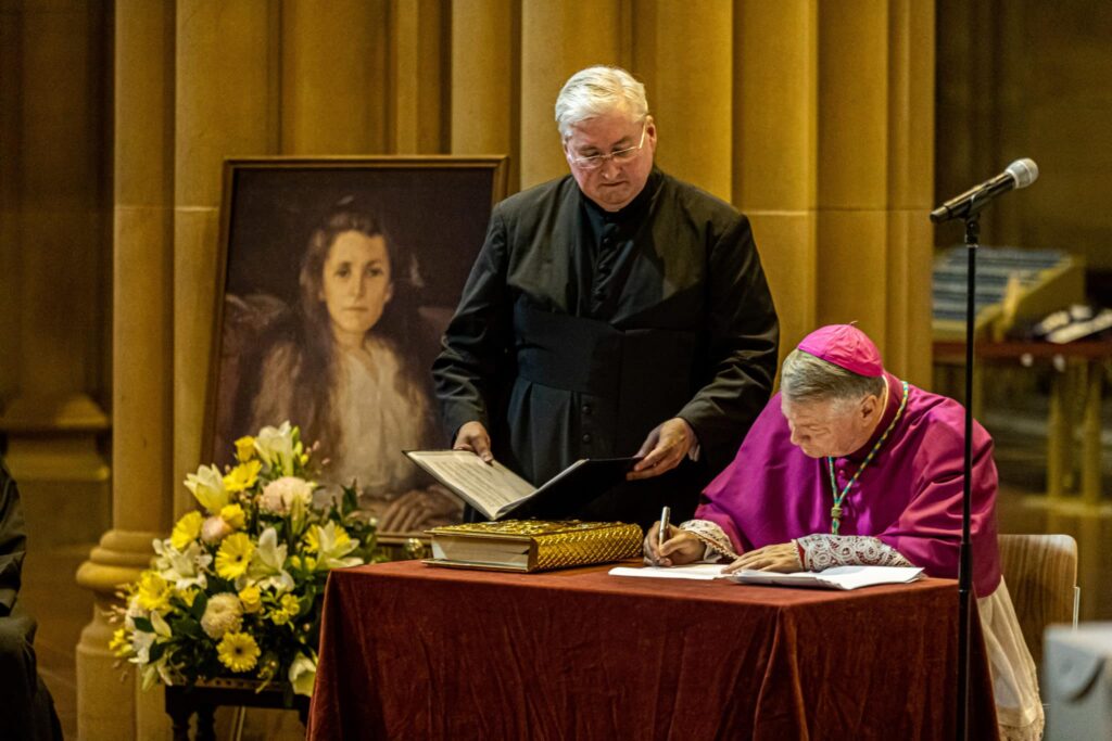 Official opening of the Cause